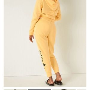 Pink by Victoria secret lounge outfit